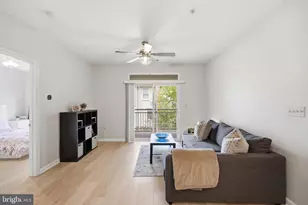 801 S Greenbrier St, Arlington, VA 22204 - Photo 1