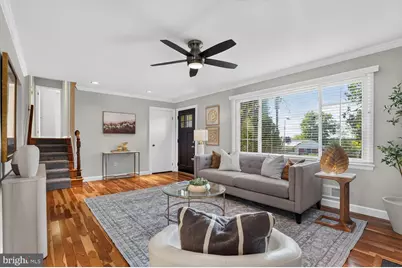 837 31st Street S, Arlington, VA 22202 - Photo 3