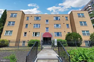 4225 N Henderson Rd, Arlington, VA 22203 - Photo 1