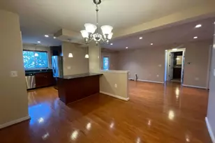 4061 S Four Mile Run Dr, Arlington, VA 22204 - Photo 9