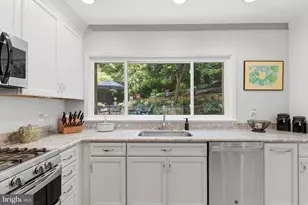 2617 S Arlington Ridge Rd, Arlington, VA 22202 - Photo 35