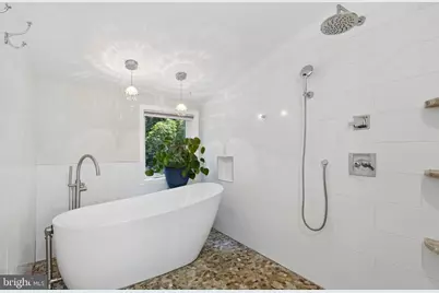 2617 S Arlington Ridge Road, Arlington, VA 22202 - Photo 57