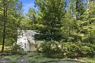 2617 S Arlington Ridge Rd, Arlington, VA 22202 - Photo 67