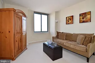 851 N Glebe Rd, Arlington, VA 22203 - Photo 13