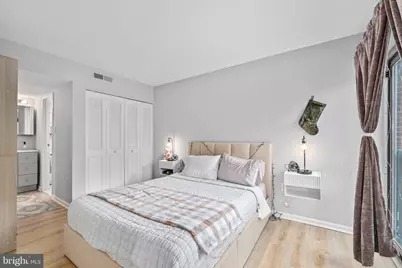 1300 Army Navy Drive #320, Arlington, VA 22202 - Photo 9
