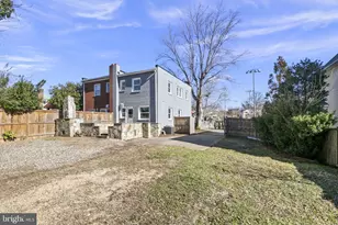 1936 N Dinwiddie St, Arlington, VA 22207 - Photo 21