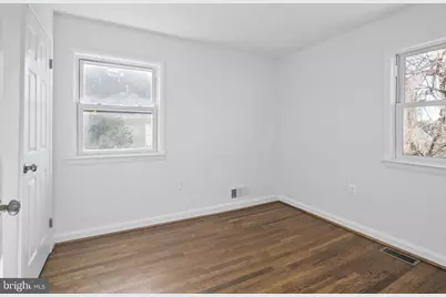1936 N Dinwiddie Street, Arlington, VA 22207 - Photo 17