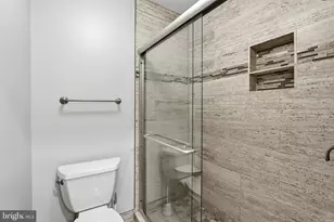2510 S Walter Reed Dr, Arlington, VA 22206 - Photo 11