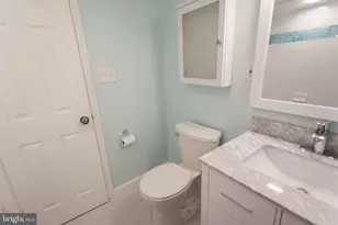1419 N Longfellow St, Arlington, VA 22205 - Photo 47