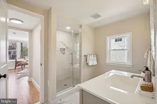6229 27th St N, Arlington, VA 22207 - Photo 15