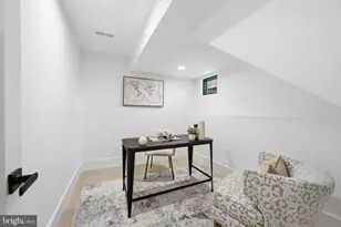 818 N Edgewood St, Arlington, VA 22201 - Photo 49