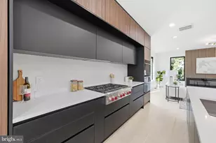 818 N Edgewood St, Arlington, VA 22201 - Photo 15