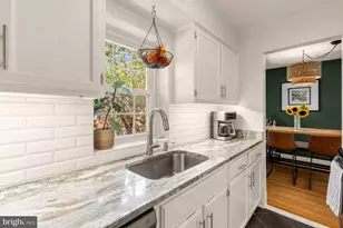 3251 S Stafford St, Arlington, VA 22206 - Photo 7