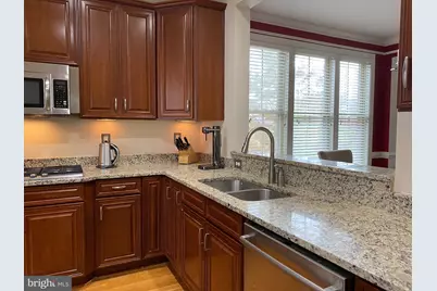 3321 S Kemper Road, Arlington, VA 22206 - Photo 3