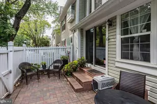 2925 S Woodstock St, Arlington, VA 22206 - Photo 3