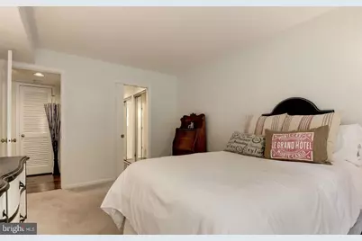 2925 S Woodstock Street #D, Arlington, VA 22206 - Photo 11