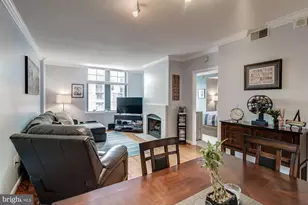 1021 N Garfield St, Arlington, VA 22201 - Photo 3