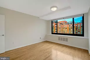 1021 Arlington Blvd, Arlington, VA 22209 - Photo 15