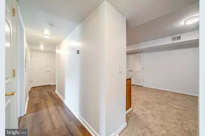 2912 17th Street S #103, Arlington, VA 22204 - Photo 17