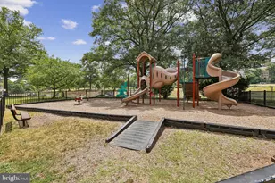 1021 Arlington Blvd, Arlington, VA 22209 - Photo 15