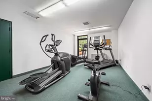 1016 S Wayne St, Arlington, VA 22204 - Photo 23
