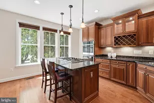 3525 S Four Mile Run Dr, Arlington, VA 22206 - Photo 7