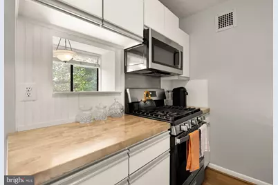 4390 Lorcom Lane #510, Arlington, VA 22207 - Photo 15