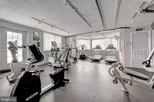 1001 N Vermont St, Arlington, VA 22201 - Photo 29