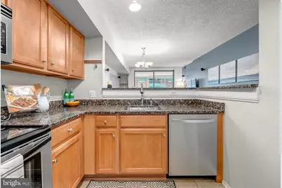 1001 N Vermont Street #905, Arlington, VA 22201 - Photo 5