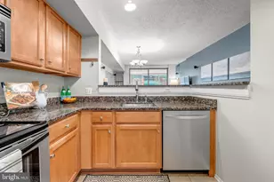 1001 N Vermont St, Arlington, VA 22201 - Photo 5