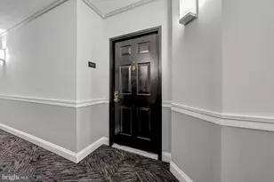 1001 N Vermont St, Arlington, VA 22201 - Photo 25