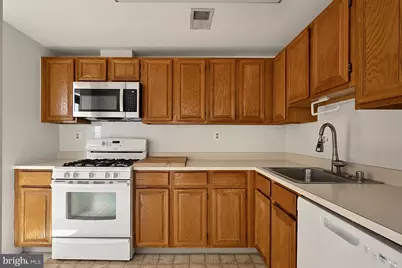1021 Arlington Boulevard #1212, Arlington, VA 22209 - Photo 17
