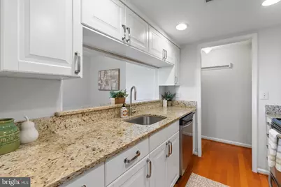2811 S Woodrow Street #A, Arlington, VA 22206 - Photo 11