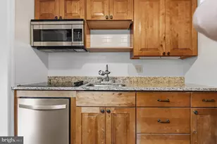 1762 N Rhodes St, Arlington, VA 22201 - Photo 11