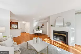 1045 N Utah Street N, Arlington, VA 22201 - Photo 9