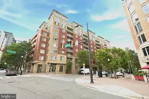 820 N Pollard St, Arlington, VA 22203 - Photo 1