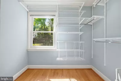 2351 N Vermont Street N, Arlington, VA 22207 - Photo 19