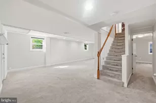 2351 N Vermont Street N, Arlington, VA 22207 - Photo 33