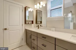 1020 S Taylor Ct, Arlington, VA 22207 - Photo 21