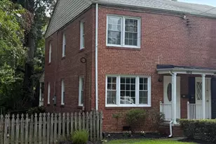 1013 S Buchanan St, Arlington, VA 22204 - Photo 1