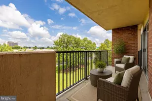 1300 Army Navy Dr, Arlington, VA 22202 - Photo 15