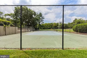 1300 Army Navy Dr, Arlington, VA 22202 - Photo 29