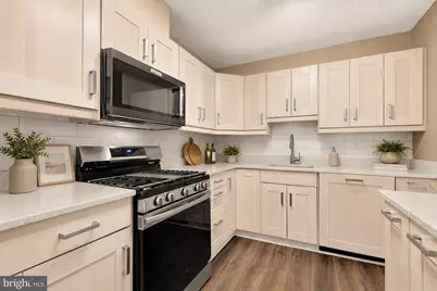 1300 Army Navy Drive #503, Arlington, VA 22202 - Photo 5
