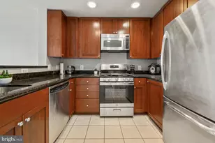 3600 S Glebe Rd, Arlington, VA 22202 - Photo 3