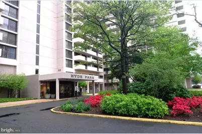 4141 N Henderson Road #322, Arlington, VA 22203 - Photo 1