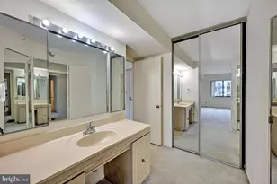 1600 N Oak St, Arlington, VA 22209 - Photo 21