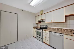 1600 N Oak St, Arlington, VA 22209 - Photo 19