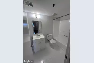 1001 N Vermont Street #1010, Arlington, VA 22201 - Photo 5
