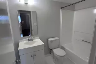 1001 N Vermont St, Arlington, VA 22201 - Photo 5