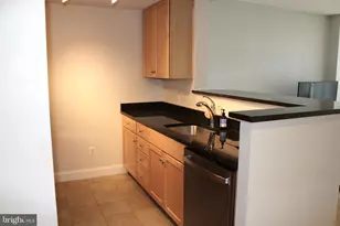 1020 Highland St, Arlington, VA 22201 - Photo 5